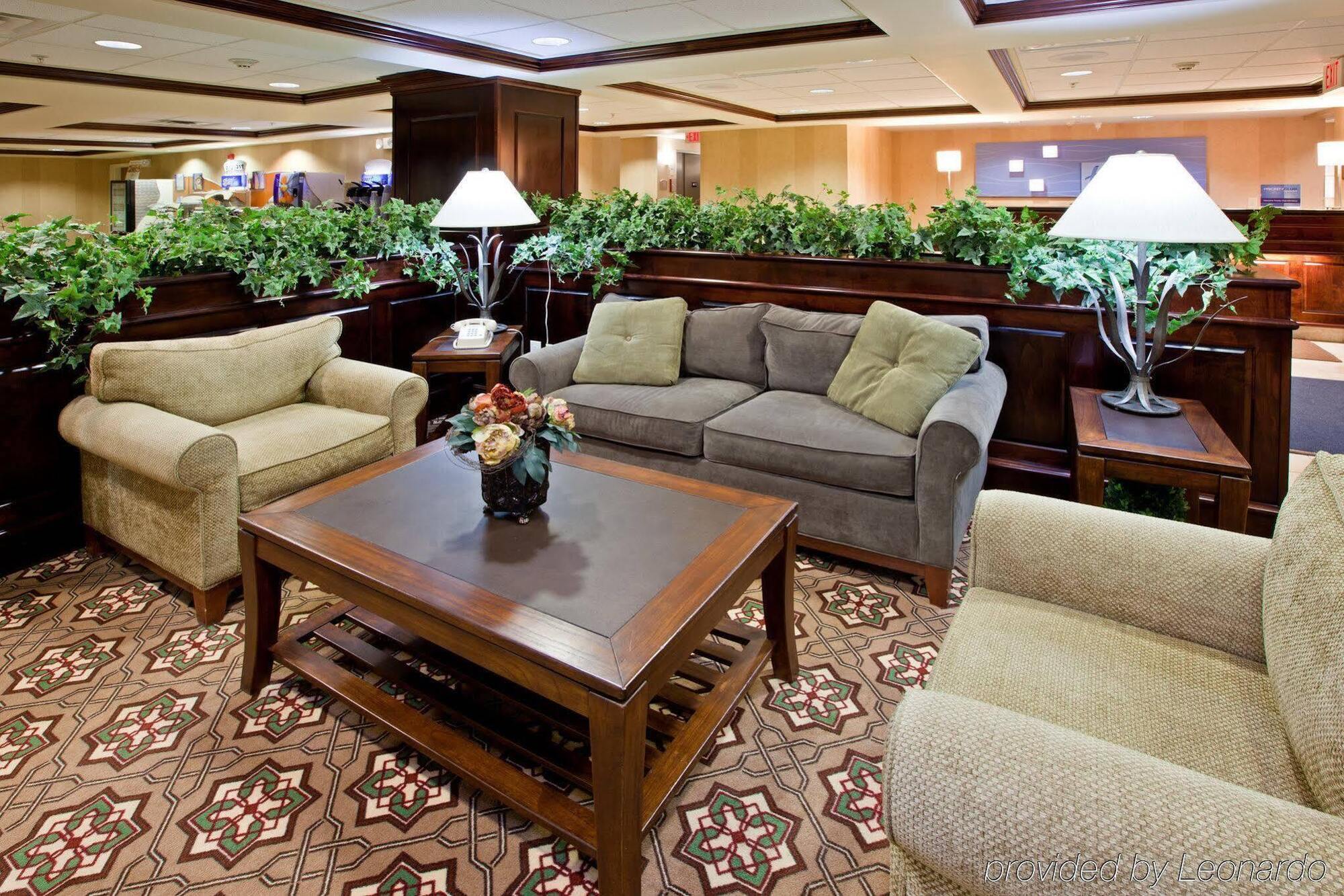 Holiday Inn Express Lebanon By Ihg Exterior photo